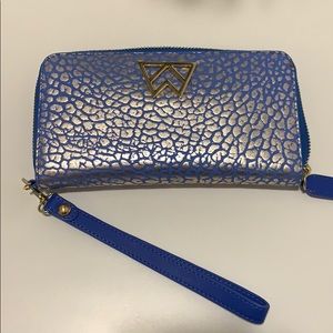 Kelly Wynne When in Doubt wallet